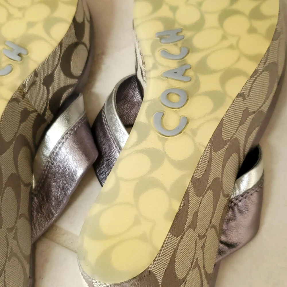 🌟❤ COACH Thong Sandals ❤🌟
